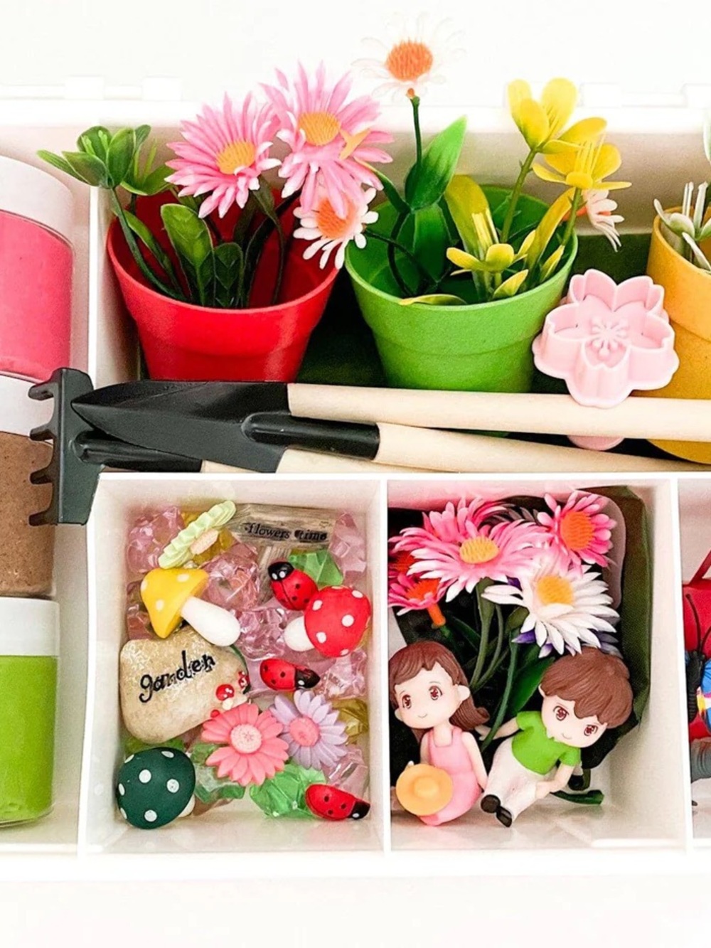 Young+Wild Gardening Sensory Kit